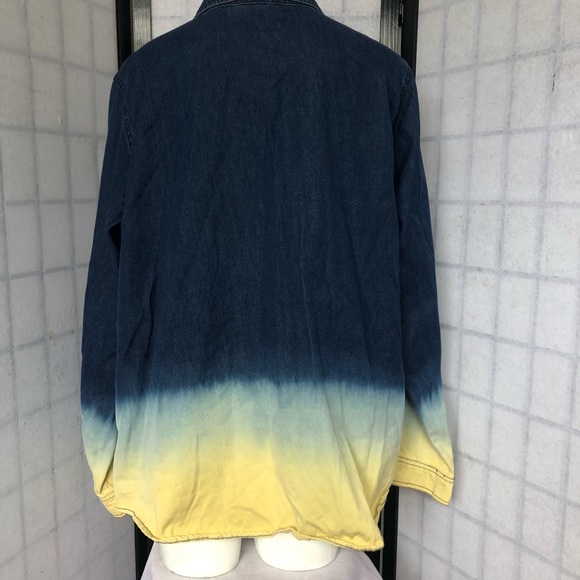 Womens Denim top or jacket with faded out bottom 2x - Picture 5 of 7